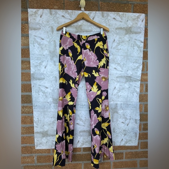 LA DOUBLEJ Saturday Night Floral Bootcut Pants -
Size Medium - Picture 9 of 17
